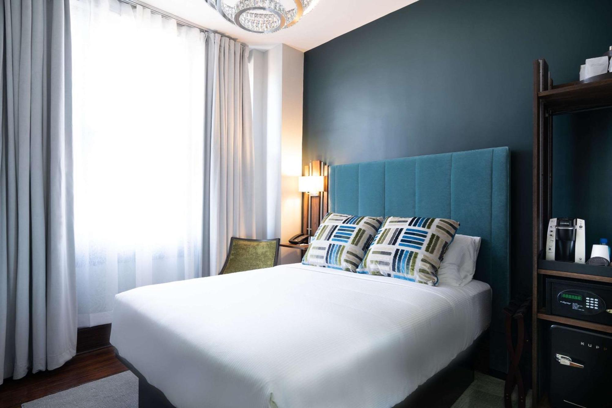 The Esquire Hotel Downtown Gastonia, Ascend Hotel Collection Kültér fotó